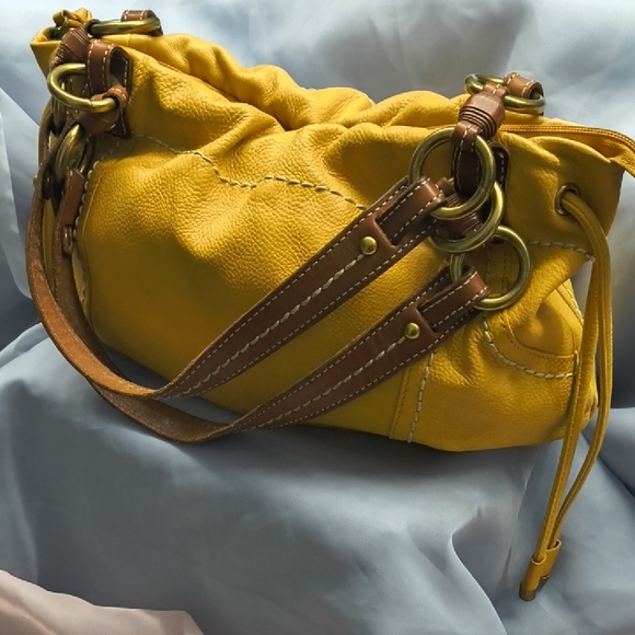 Vintage Fossil Yellow Leather Shoulder Bag - Picture 3 of 13